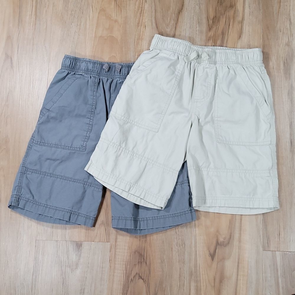 🧡Circo Pair Cream & Gray Medium Shorts Medium